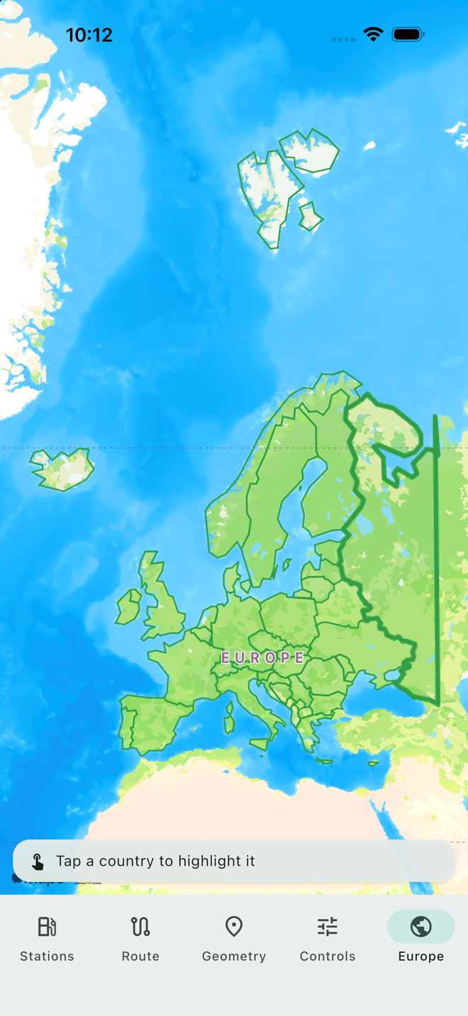 PolygonLayer (ios): Every European country outlined, with its name label and tap highlighting.